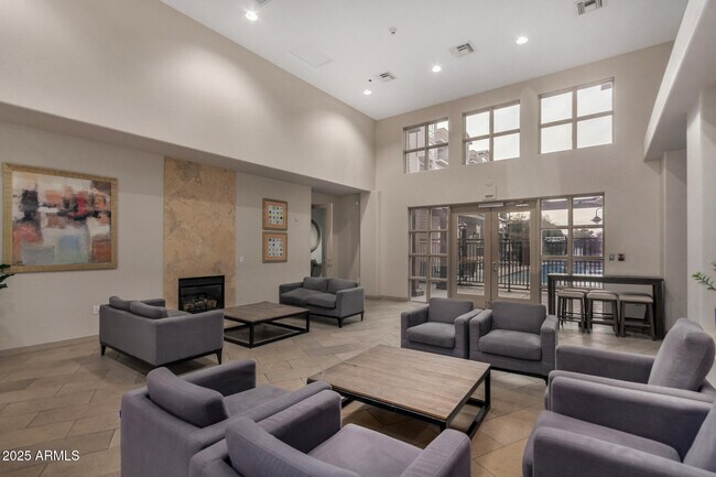 Building Photo - 2302 N Central Ave