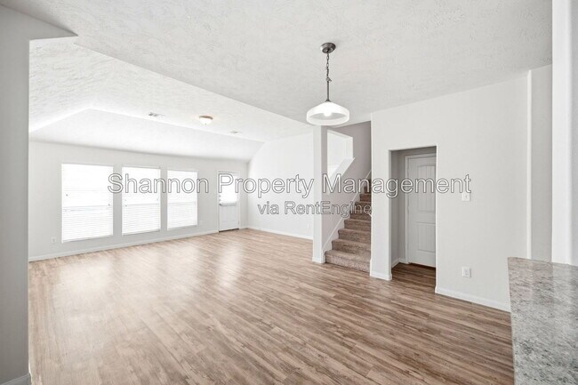 Building Photo - 19 Santa Barbara Dr