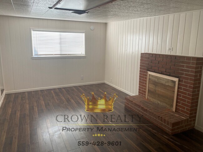 Building Photo - 886 Cardoza Dr