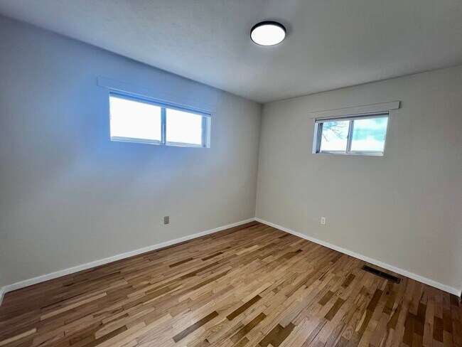 Building Photo - 3-Bedroom Home on Corner Lot with a View!