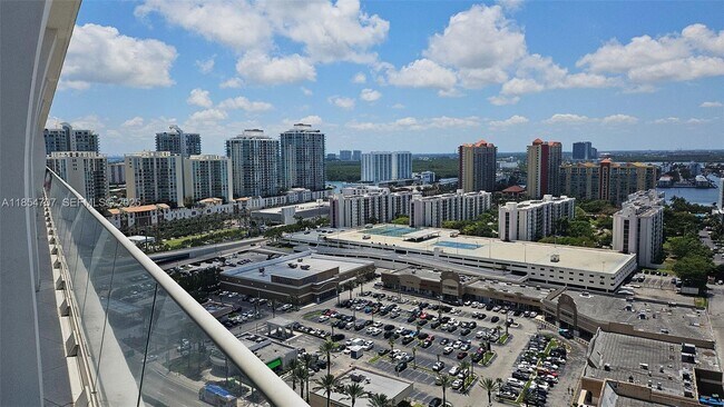 Building Photo - 16901 Collins Ave