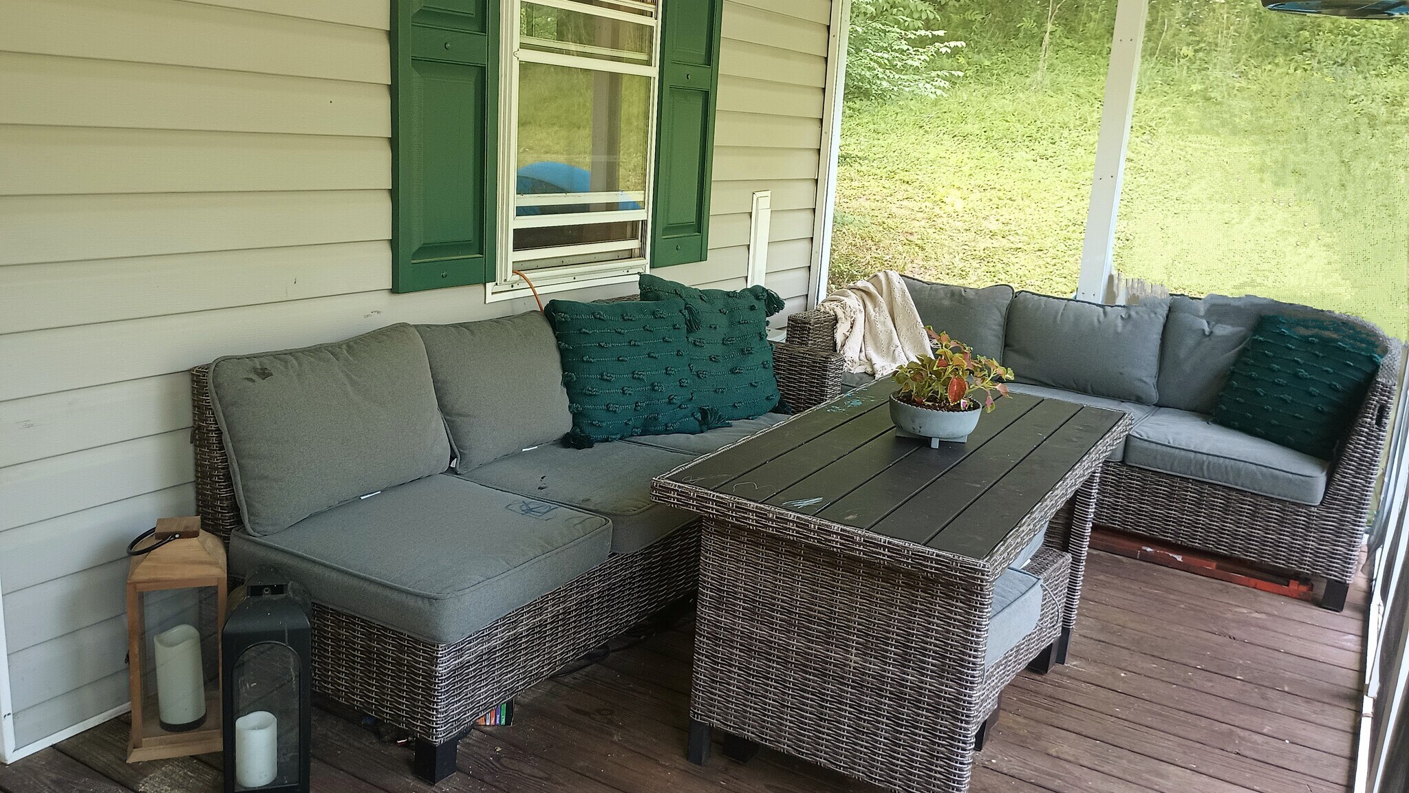 Building Photo - 615 Tank Hill Rd