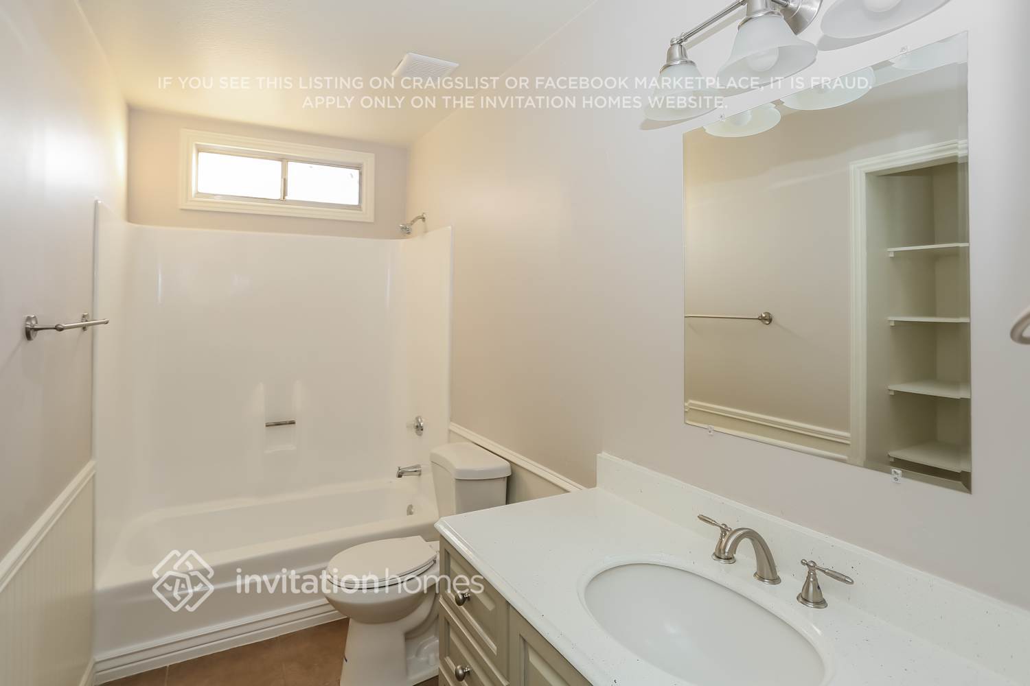 Building Photo - 5726 N 46th Ave