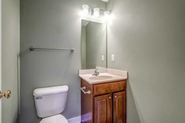 Building Photo - 3 Bedroom Duplex Minutes from UVA & Medical Center – $1,995/mo