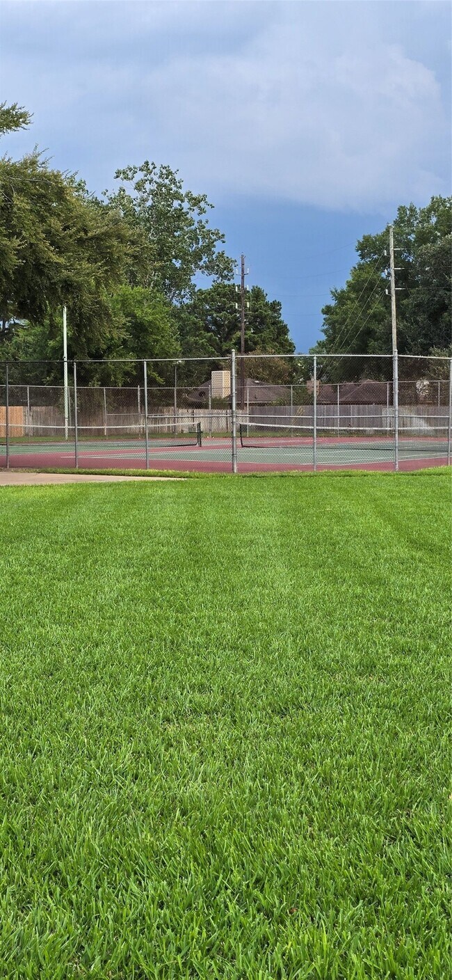 Building Photo - 11114 Opatrny Meadows Ln