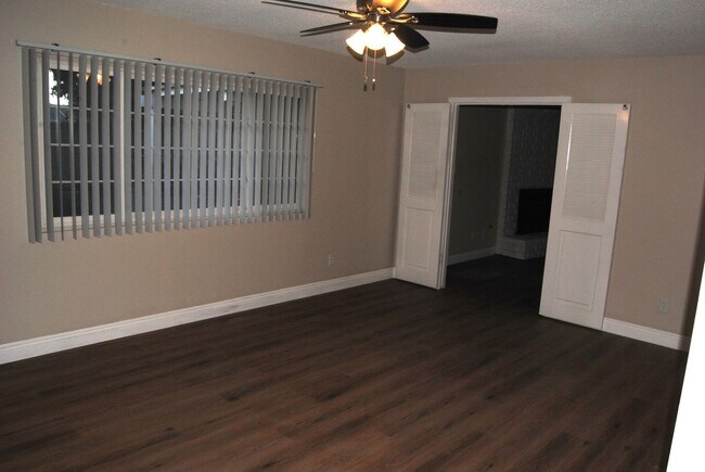 Building Photo - *Move-in special with a month of free rent on your 3rd month of tenancy*