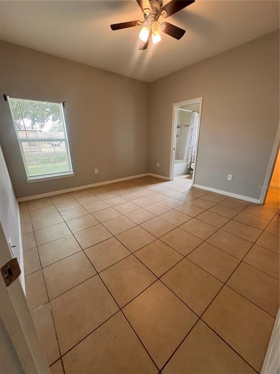 Building Photo - 677 Royalty Ct