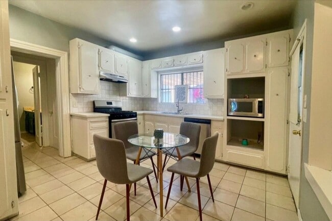 Building Photo - Amazing Home for Rent