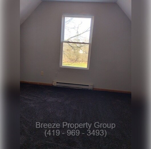 Building Photo - 205 W Chalmers Ave