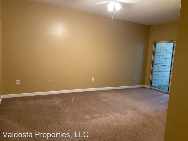 Building Photo - 2502B Jerry Jones Dr