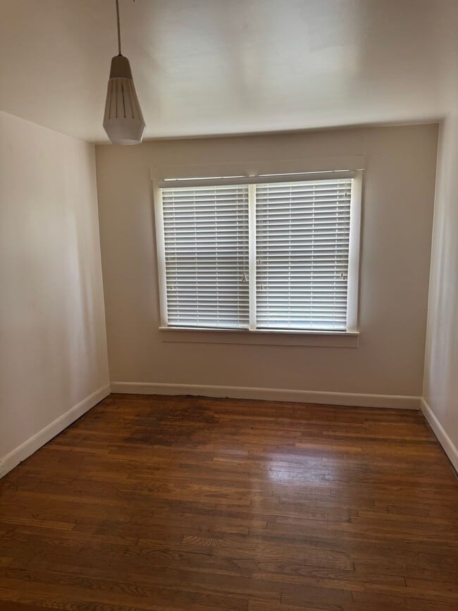 Building Photo - Charming home in the Heart of Bristol VA