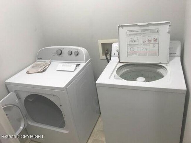 Building Photo - 6345 Whispering Loop