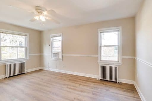 Building Photo - 8507 Flower Ave - Unit 4 Takoma Park, MD 20912 - 2 YEAR LEASE SPECIAL - PETS OK! -  Large 1 Bed w...