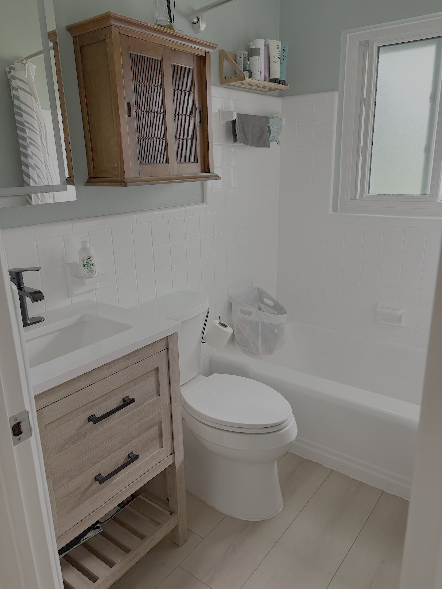 Building Photo - 262 43rd Ave NE