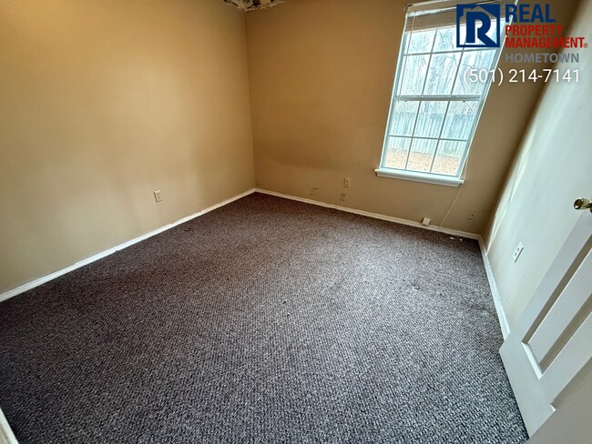 Building Photo - 78 Pinedale Cir