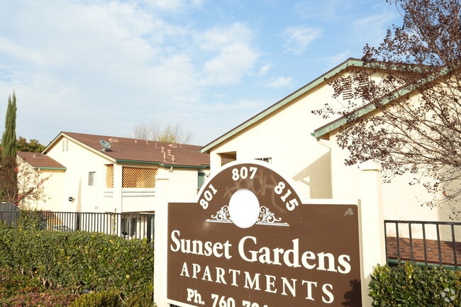 Primary Photo - Sunset Gardens