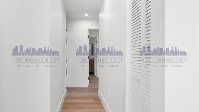 Building Photo - 6742 Waterman Ct