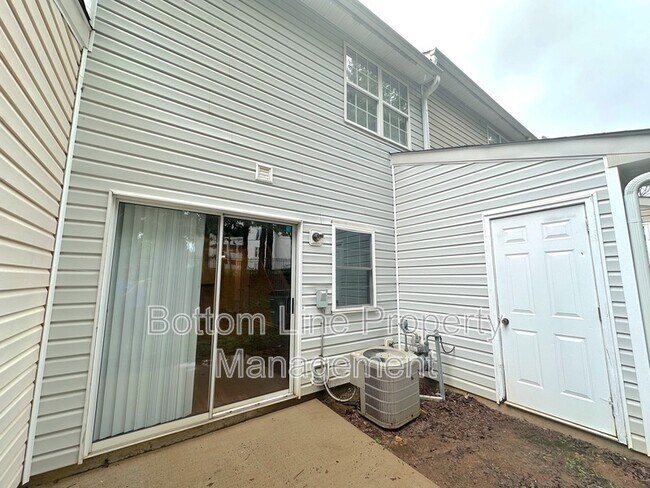 Building Photo - 4249 Orange Tree Ct