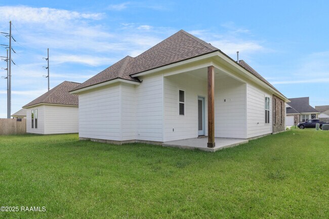 Building Photo - 209 Bennington Ln