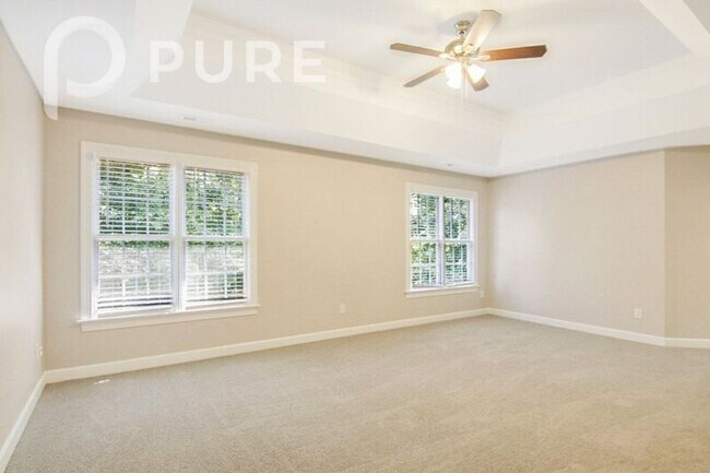 Building Photo - 5824 Clarks Fork Dr