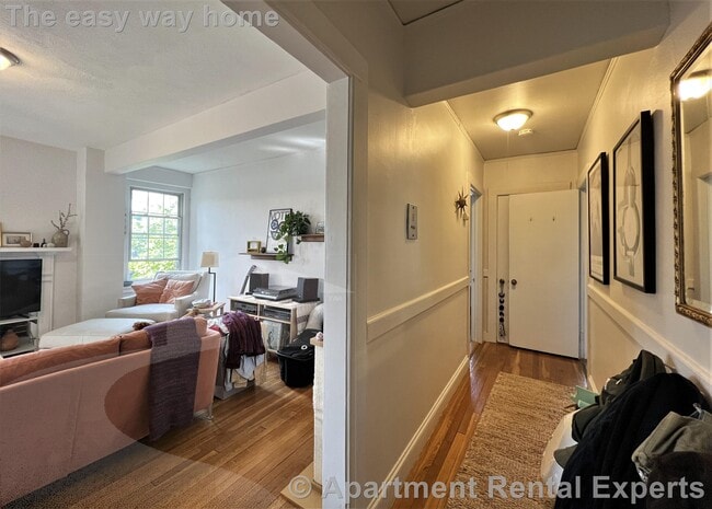Building Photo - 3 Craigie Cir
