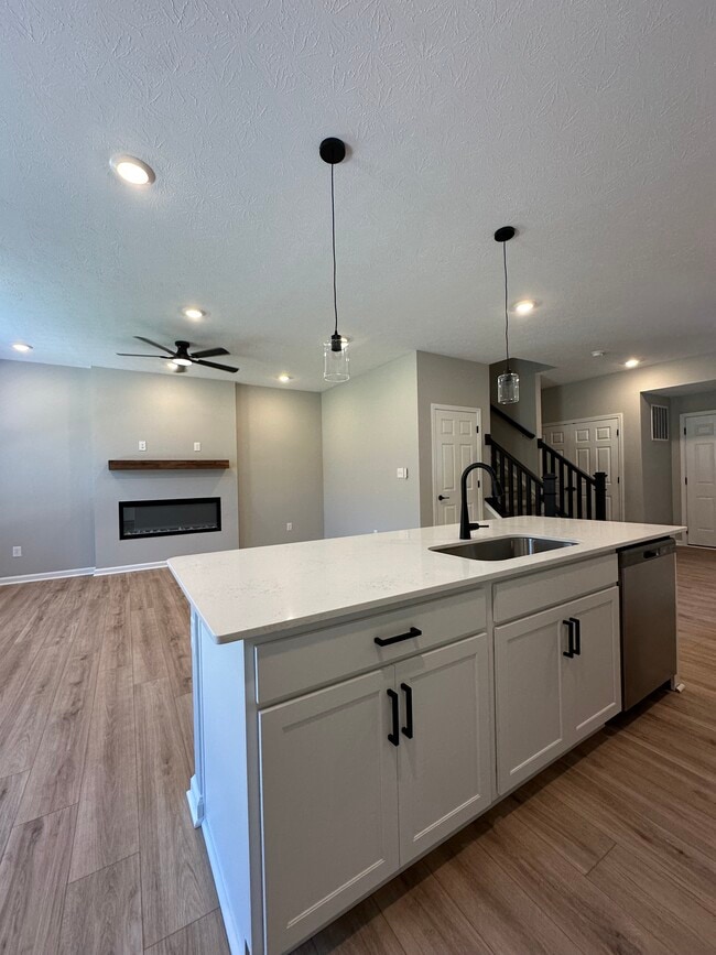 Building Photo - 17458 Ebling Trl