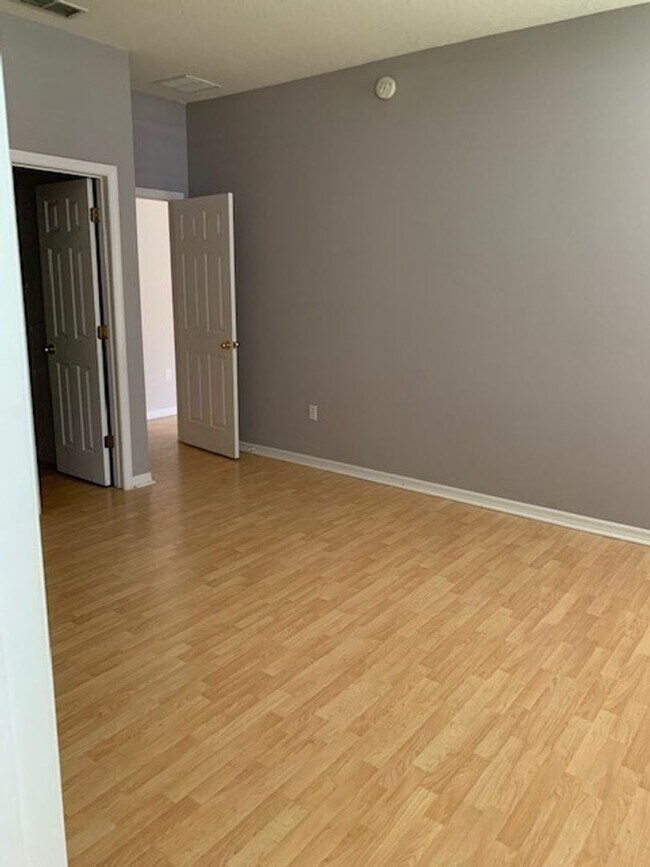 Building Photo - 226 Venetian Bay Cir