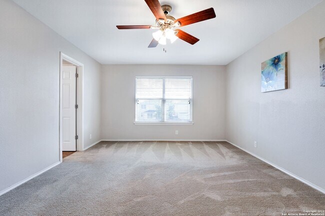 Building Photo - 547 Red Quill Nest