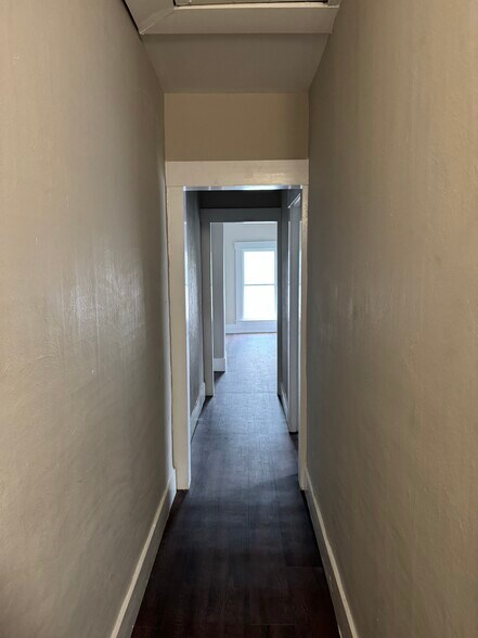 Upstairs Hallway - 14 Cliff St