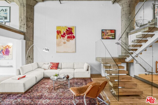 Building Photo - 1855 Industrial St