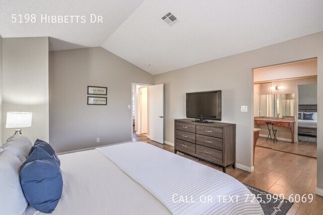 Building Photo - 5198 Hibbetts Dr