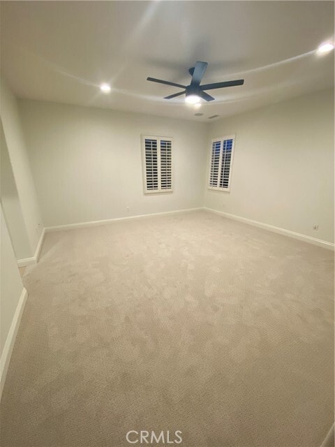 Building Photo - 25 Golf Dr