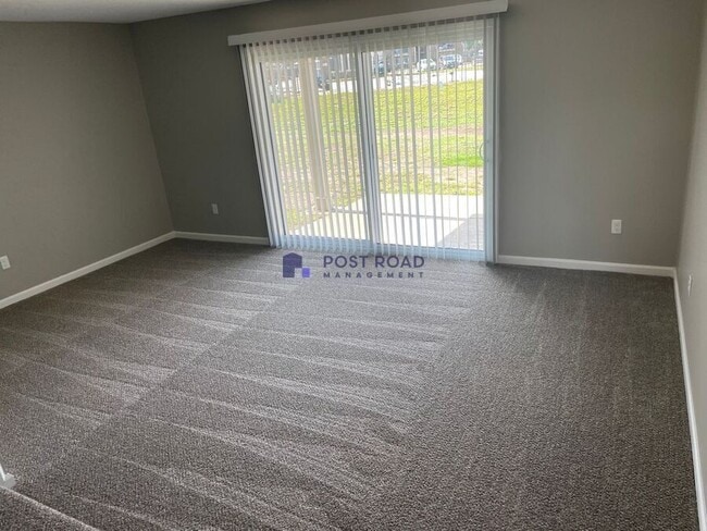 Building Photo - 2838 S Osage Ave