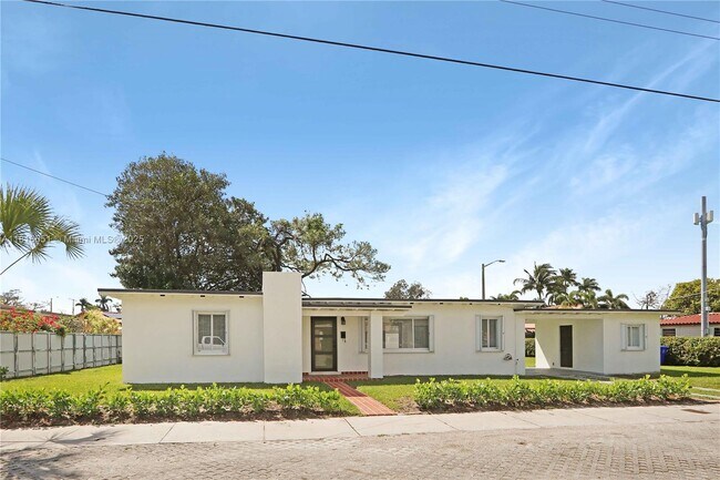Building Photo - 3296 NW 14th Terrace