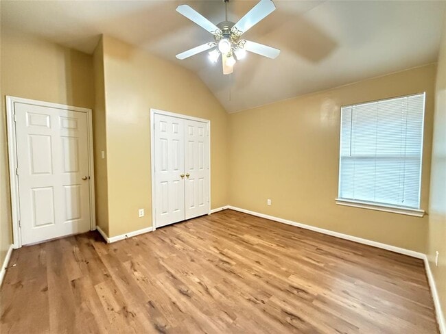 Building Photo - 11115 Creekline Green Ct