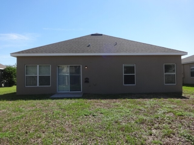 Building Photo - 30113 Saddlebred Ln