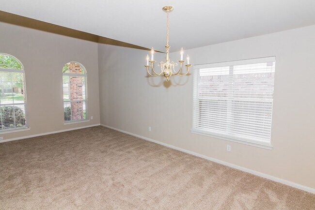 Building Photo - 5131 Birch Manor Ln