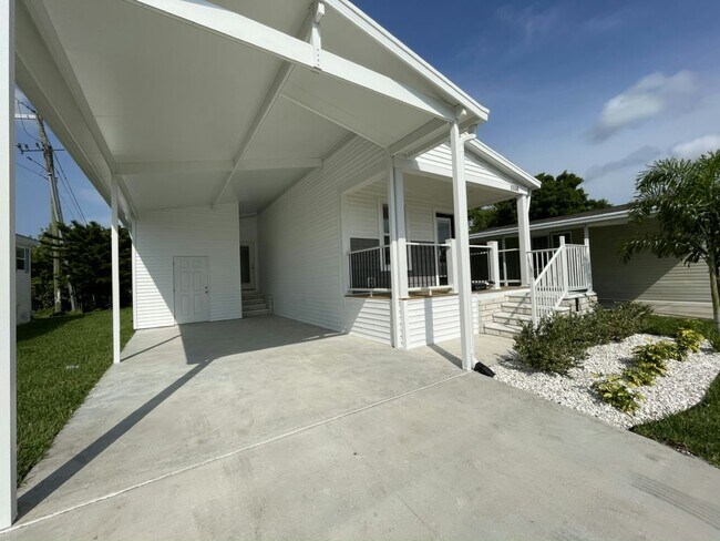 Building Photo - 5558 Whistling Tree Ln
