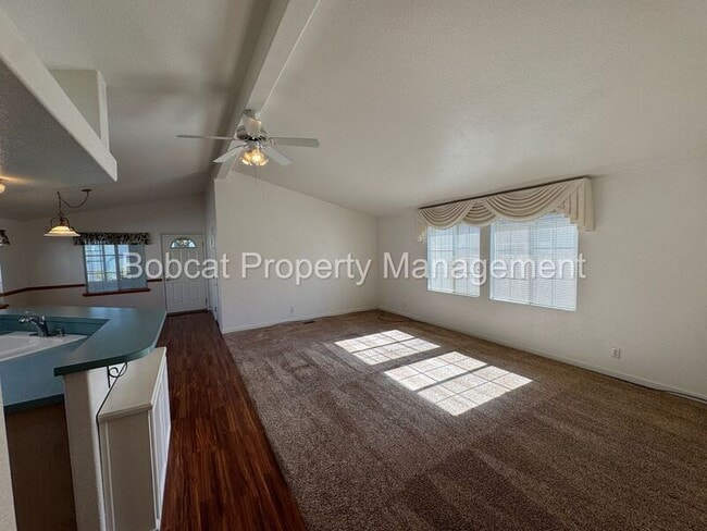 Building Photo - 1129 Gambrel Dr
