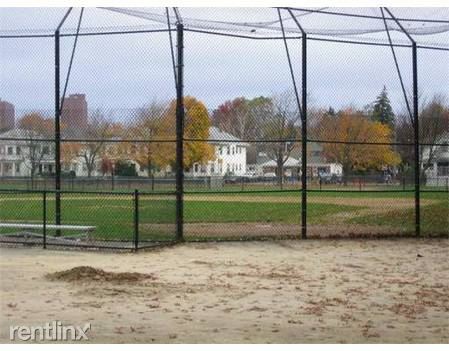 Building Photo - 76 Standish St