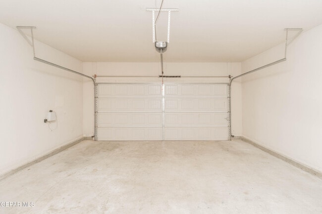 Building Photo - 14993 Eddie Mullens Ct