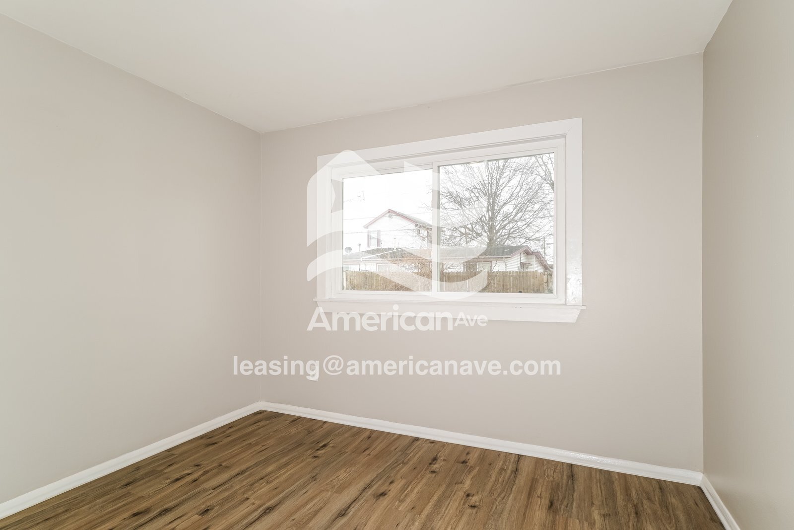 Building Photo - 690 Loyola Dr