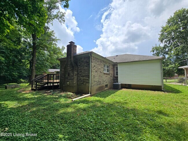 Building Photo - 9313 Le Beau Ct