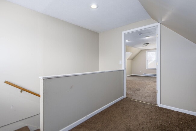 Building Photo - 19724 Pennington Dr