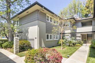 Building Photo - 924 S Orange Grove Blvd