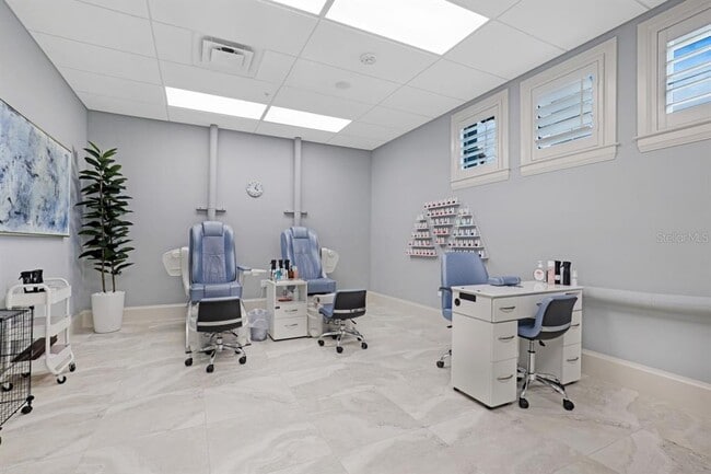 Building Photo - 14632 Sycamore Ct