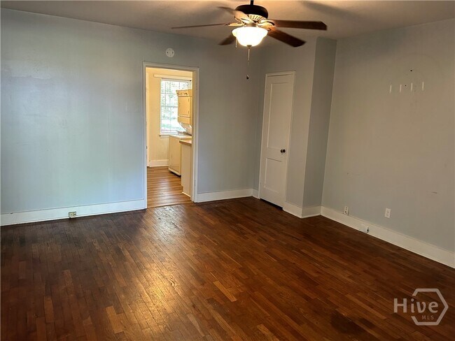 Building Photo - 253 Springdale St