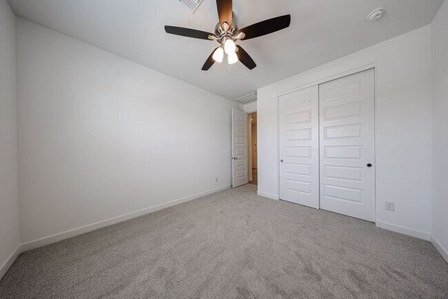 Building Photo - NEW 5 Bedroom 3 Bathroom Home Available fo...