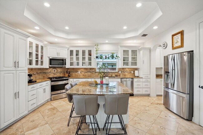 Building Photo - 8525 Briarwood Ln