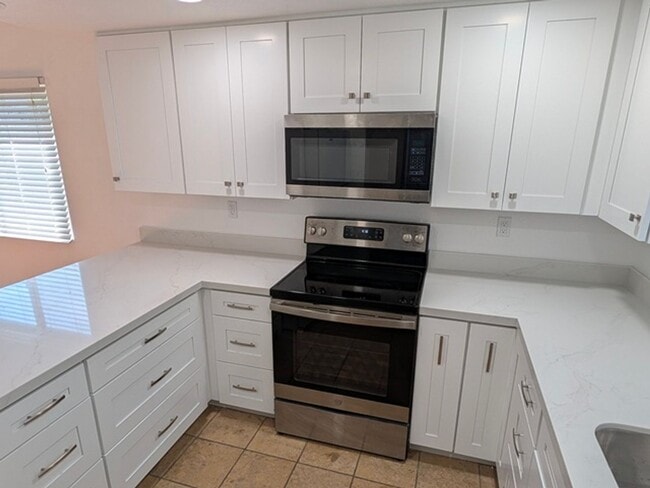 Building Photo - 1 Bed-1 Bath Single Story Condo on 2nd Floor located in El Cajon